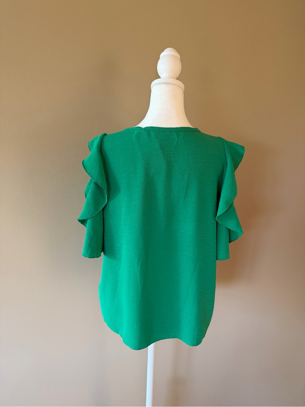 Green Ruffle Cold-Shoulder V-Neck Top - Picture 2 of 3